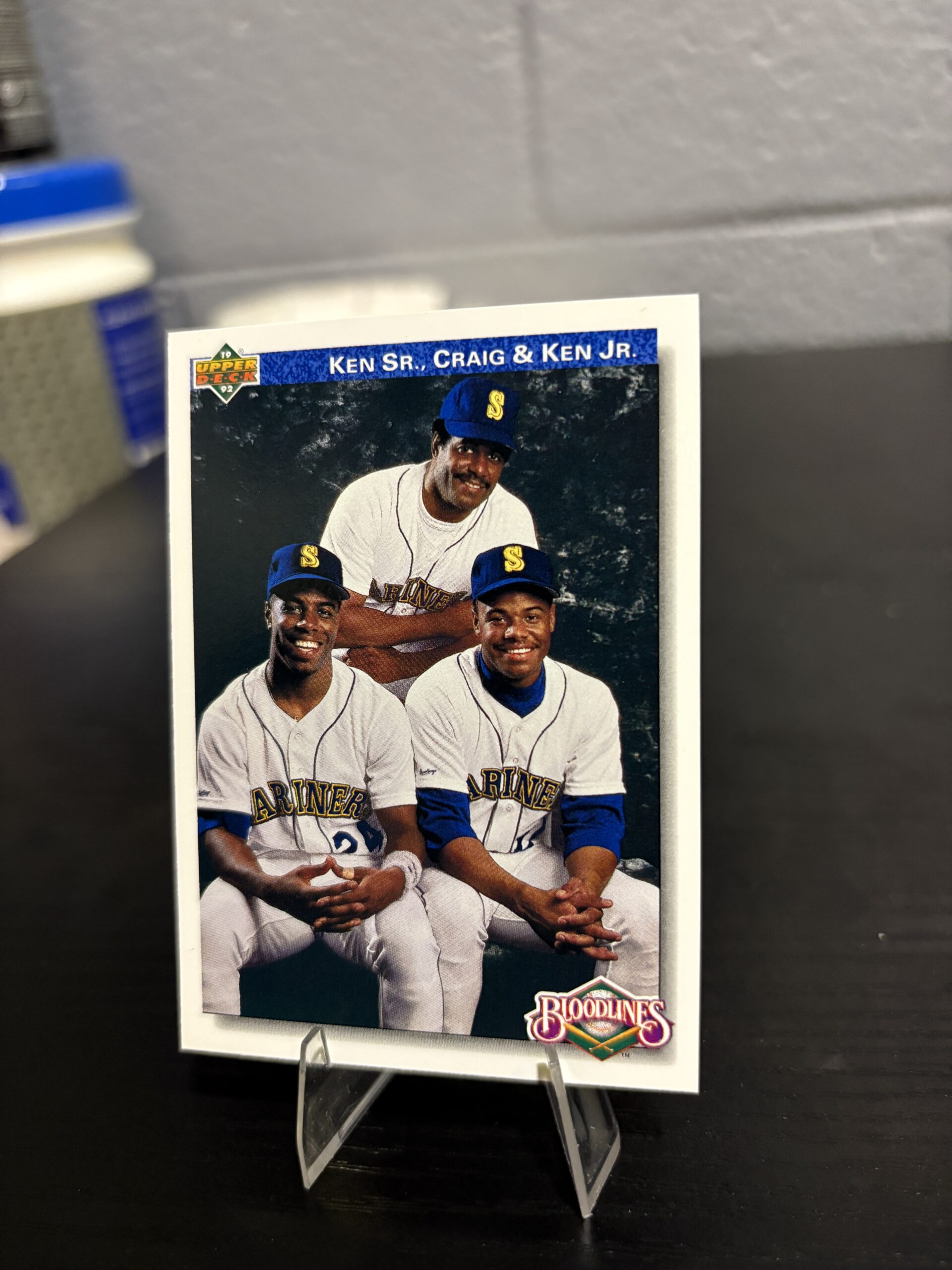 Ken Sr., Craig & Ken Jr. Upper Deck Bloodlines Card - Image 2