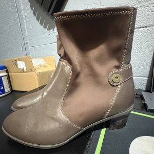 Pre-owned women's Cloudwalkers brown leather and fabric ankle boots with a low heel and decorative side button, a comfortable, high-vibration footwear essential perfect for manifesting stability and prosperity.