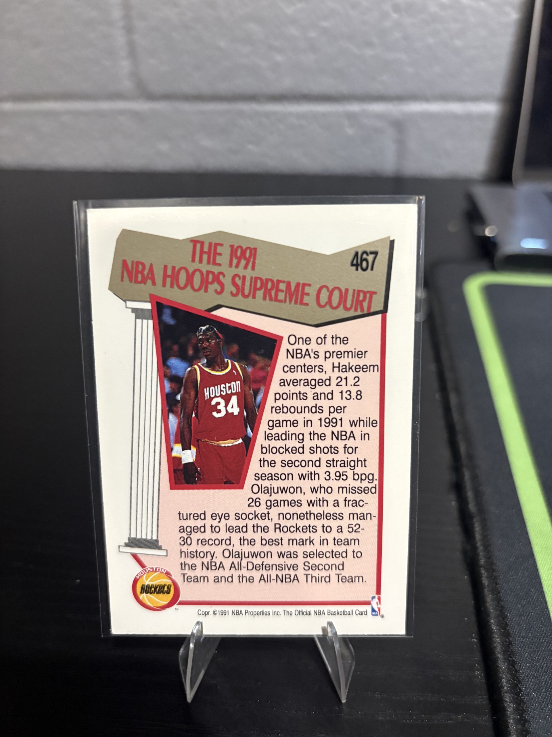 Vintage Hakeem Olajuwon "Supreme Court" Trading Card - Image 2