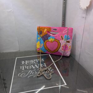 "Corazon Vibrante" Handmade Beaded Vintage Style Clutch with Crossbody Metal chain