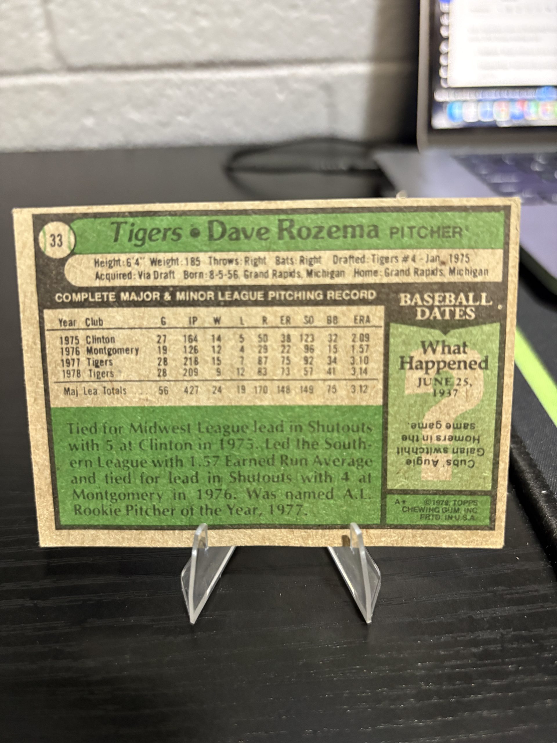 Vintage Topps Dave Rozema Detroit Tigers Trading Card - Image 2