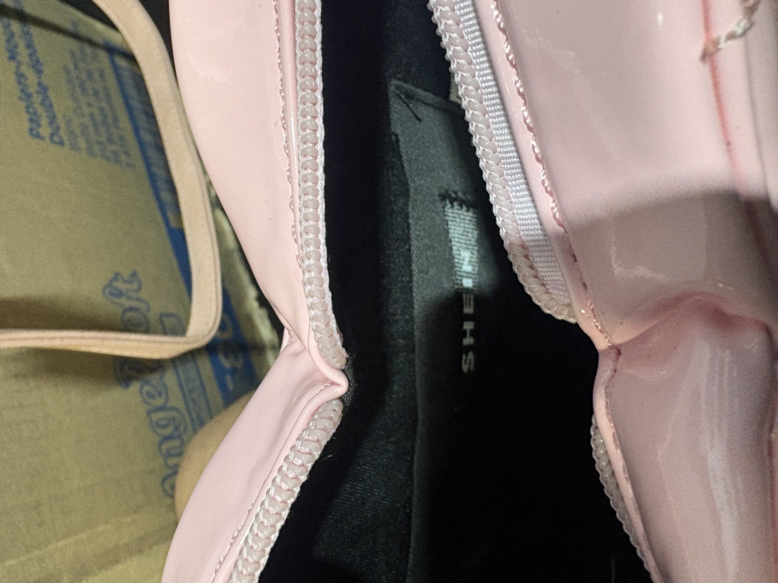 Shein Pastel Pink Quilted Heart Shoulder Bag - Image 3