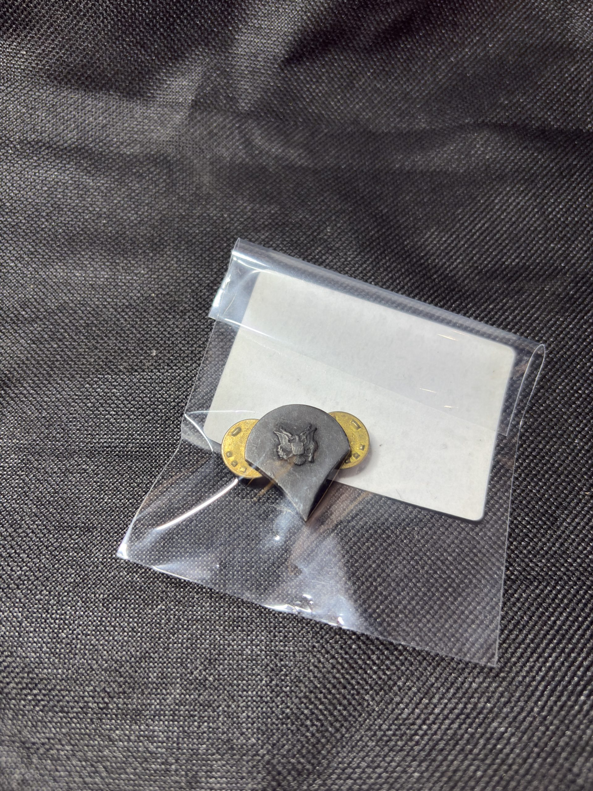 Vintage U.S. Army Private (PVT) Rank Insignia Pin - Image 7