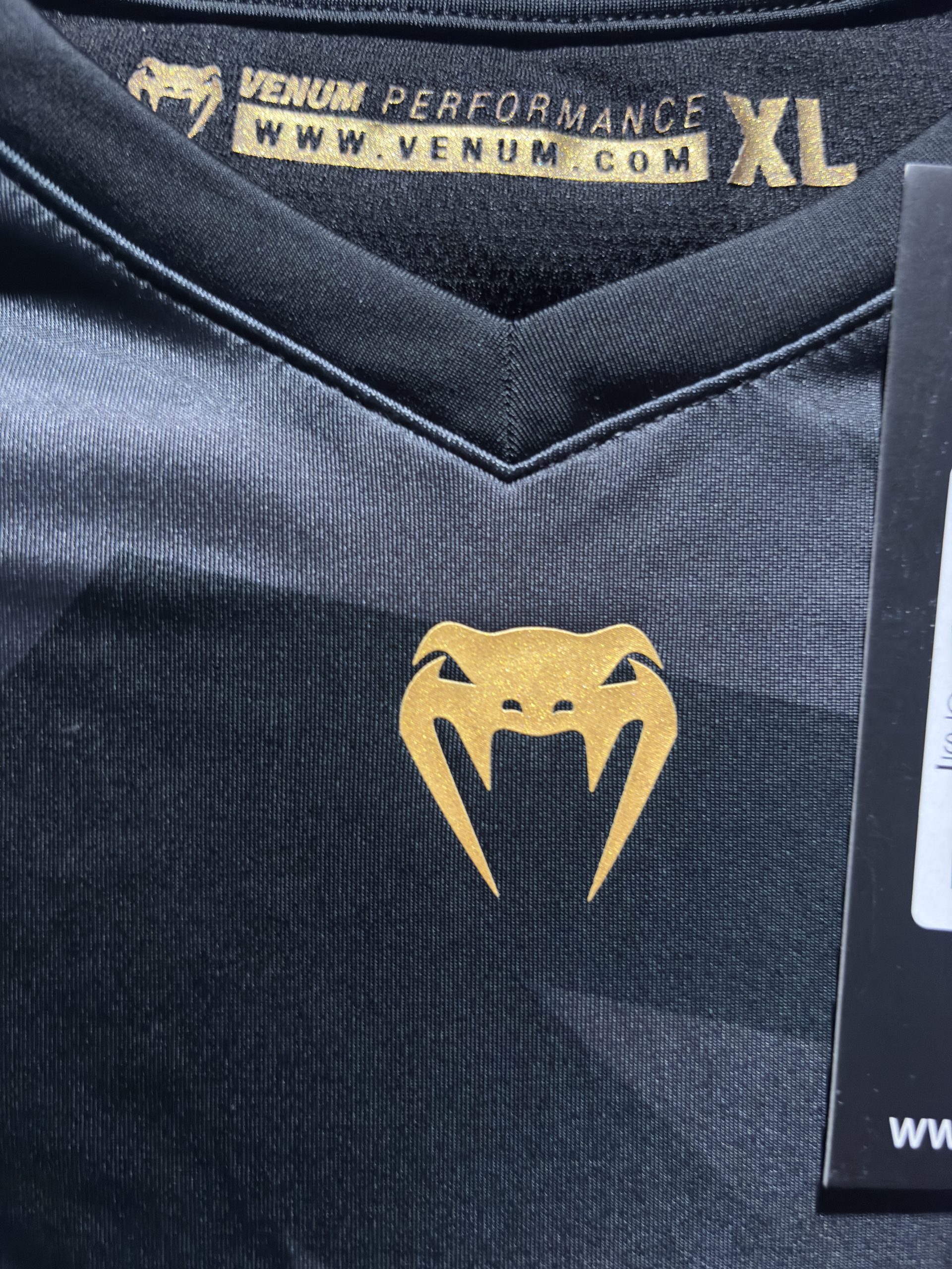 Venum Razor Long Sleeve Rashguard - Black/Gold (Size XL) - Image 2