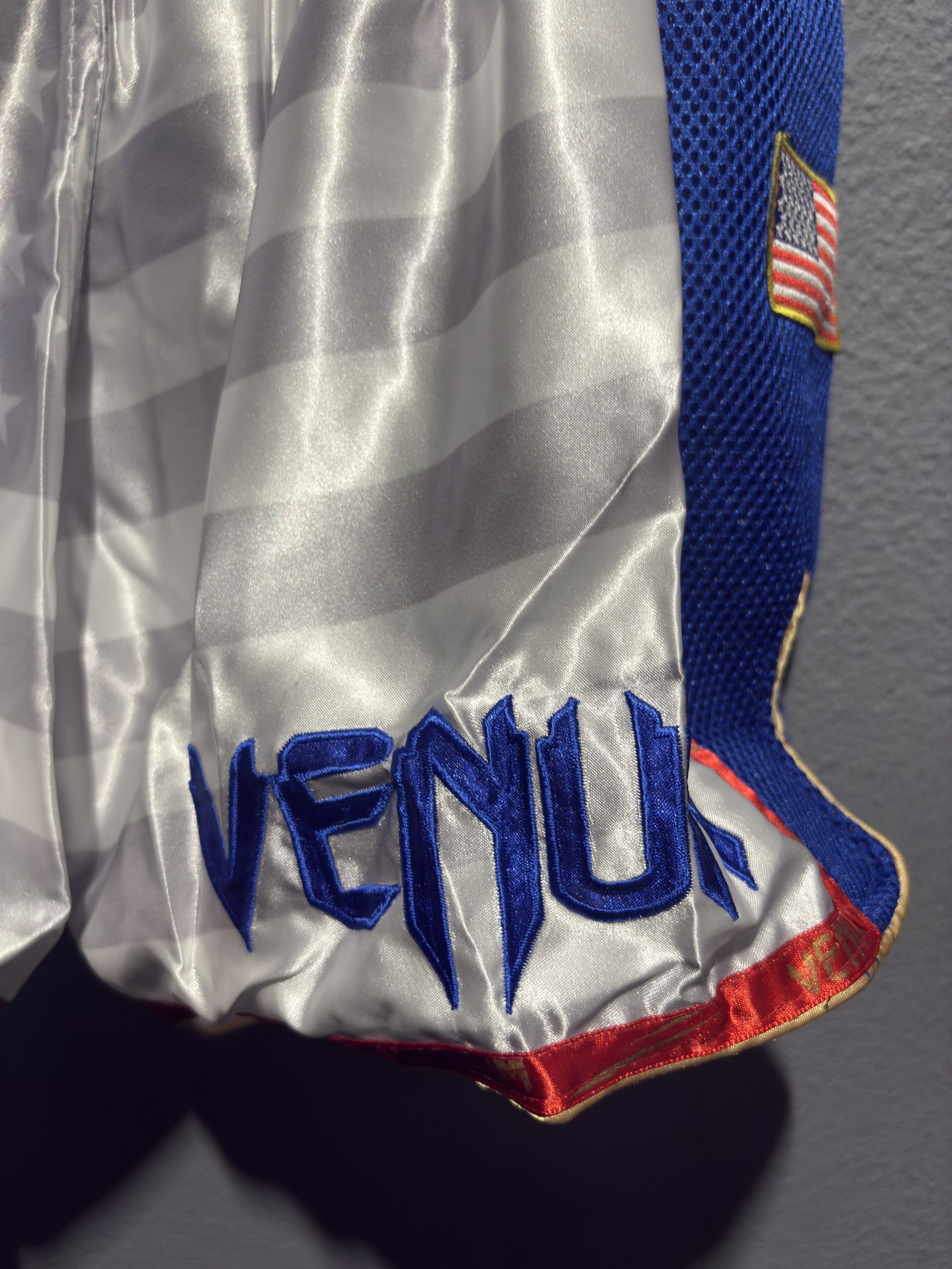 Venum "MT Flags" Muay Thai Shorts - USA Flag (Size L) - Image 2